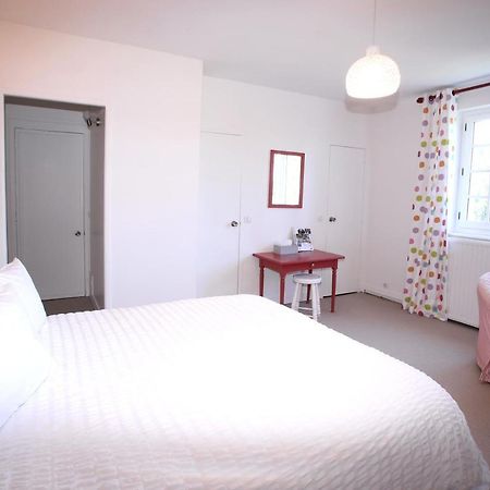 Manoir Le Mesnil Bed & Breakfast Saint-Martin-aux-Chartrains Exterior photo